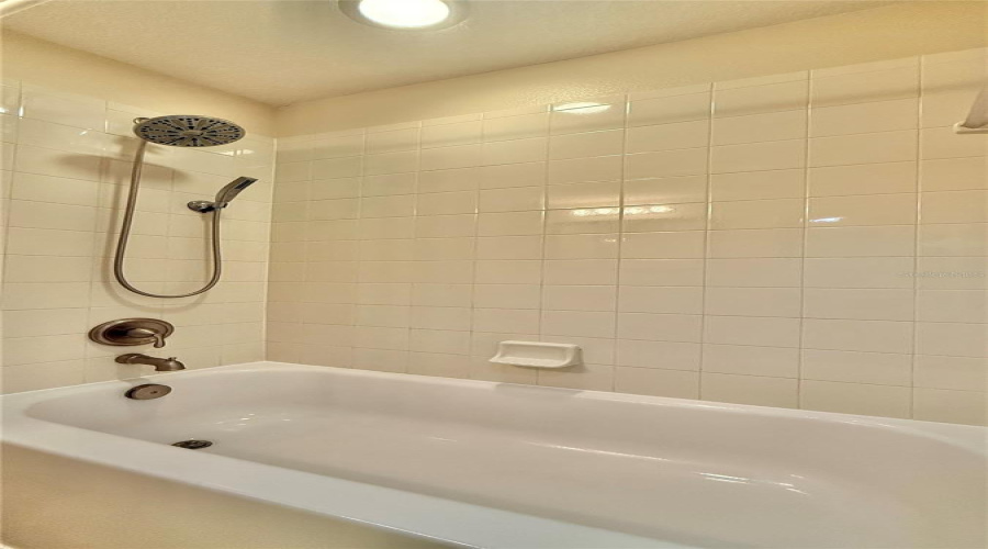 DAVENPORT, Florida 33896, 4 Bedrooms Bedrooms, ,3 BathroomsBathrooms,Residential,For Sale,ROSEVILLE,0,MFRO6384527