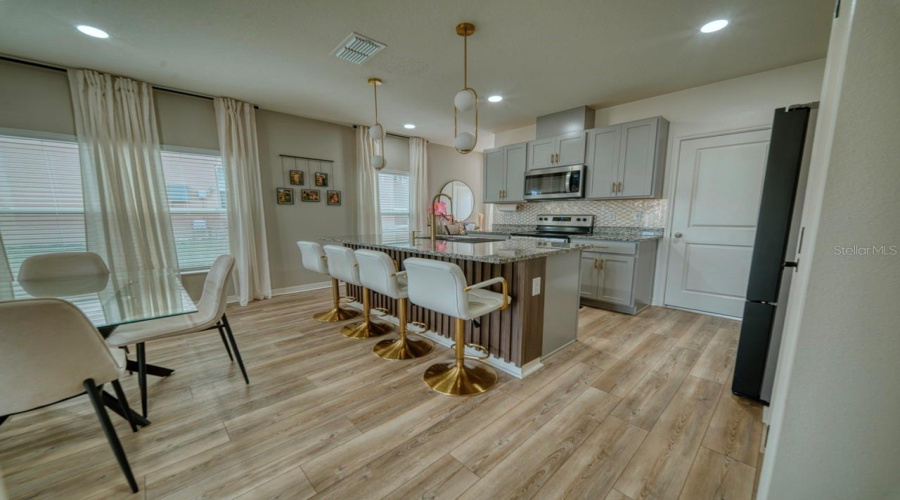 DAVENPORT, Florida 33897, 3 Bedrooms Bedrooms, ,2 BathroomsBathrooms,Residential,For Sale,MIRABELLA,0,MFRS5143795