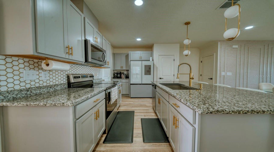 DAVENPORT, Florida 33897, 3 Bedrooms Bedrooms, ,2 BathroomsBathrooms,Residential,For Sale,MIRABELLA,0,MFRS5143795