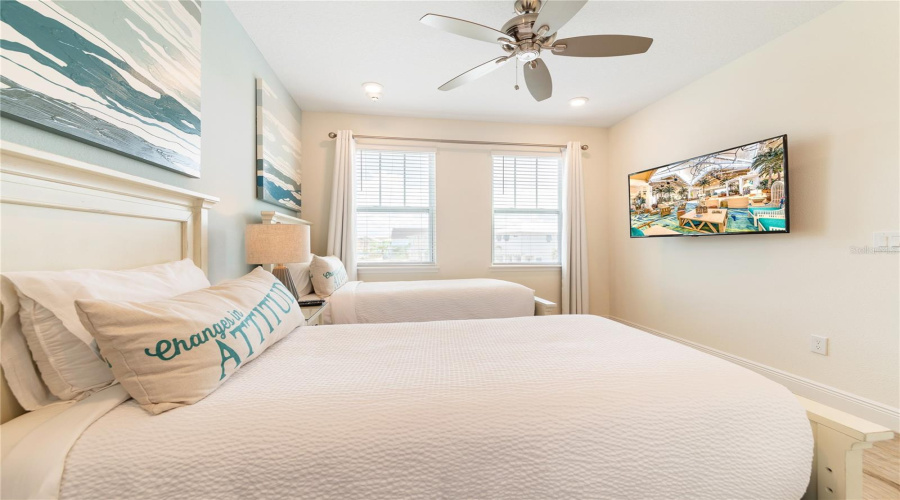 KISSIMMEE, Florida 34747, 5 Bedrooms Bedrooms, ,5 BathroomsBathrooms,Residential,For Sale,SURF,0,MFRO6383187