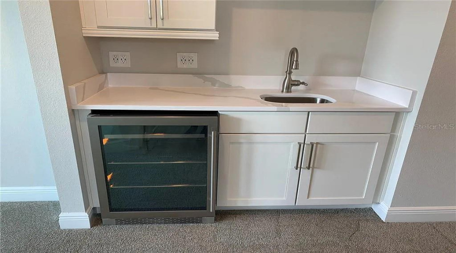 KISSIMMEE, Florida 34747, 10 Bedrooms Bedrooms, ,9 BathroomsBathrooms,Residential,For Sale,AUBURN,0,MFRS5144348