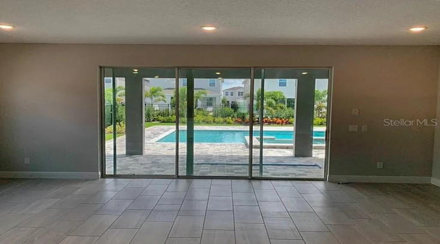 KISSIMMEE, Florida 34747, 10 Bedrooms Bedrooms, ,9 BathroomsBathrooms,Residential,For Sale,AUBURN,0,MFRS5144348