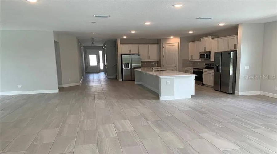 KISSIMMEE, Florida 34747, 10 Bedrooms Bedrooms, ,9 BathroomsBathrooms,Residential,For Sale,AUBURN,0,MFRS5144348