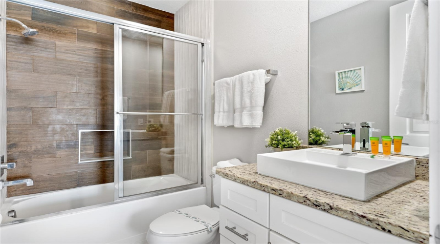 KISSIMMEE, Florida 34747, 3 Bedrooms Bedrooms, ,3 BathroomsBathrooms,Residential,For Sale,SUNRISE SHORES,0,MFRO6383399