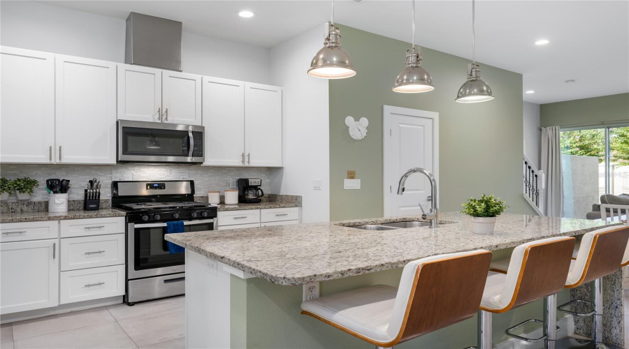 KISSIMMEE, Florida 34747, 3 Bedrooms Bedrooms, ,3 BathroomsBathrooms,Residential,For Sale,SUNRISE SHORES,0,MFRO6383399