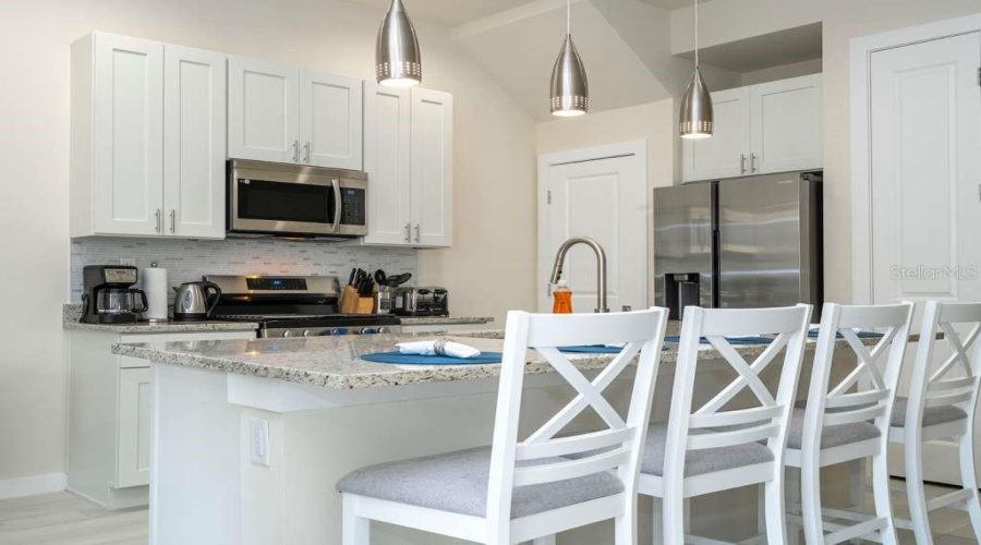 KISSIMMEE, Florida 34747, 3 Bedrooms Bedrooms, ,3 BathroomsBathrooms,Residential,For Sale,SUNFLOWER,0,MFRO6383310