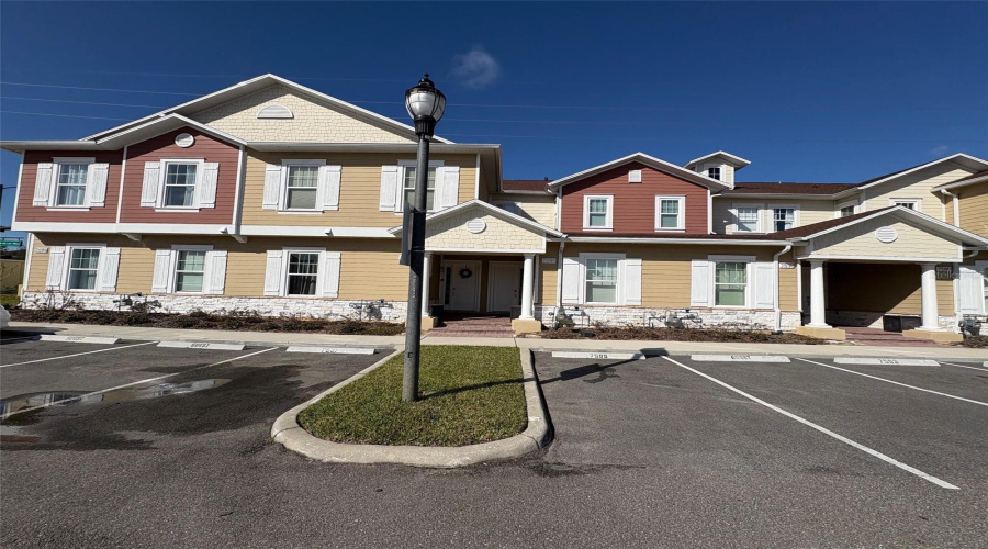 KISSIMMEE, Florida 34747, 3 Bedrooms Bedrooms, ,3 BathroomsBathrooms,Residential,For Sale,SUNFLOWER,0,MFRO6383310