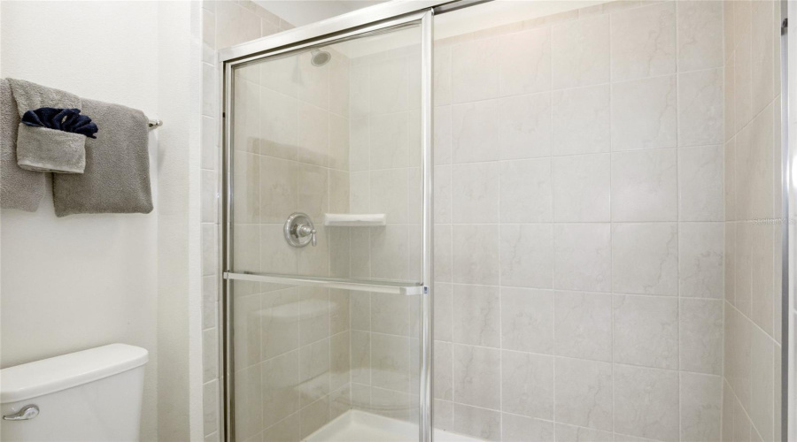 KISSIMMEE, Florida 34747, 5 Bedrooms Bedrooms, ,4 BathroomsBathrooms,Residential,For Sale,TANGER,0,MFRG5108377