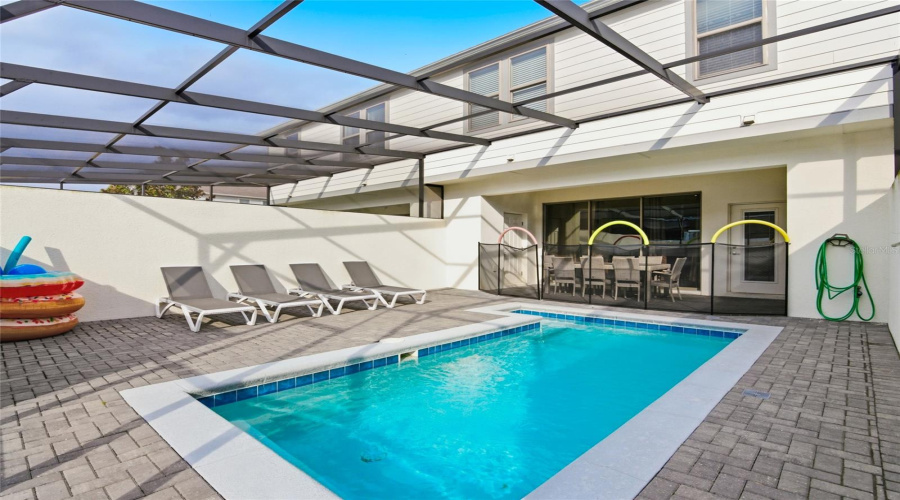 KISSIMMEE, Florida 34747, 5 Bedrooms Bedrooms, ,4 BathroomsBathrooms,Residential,For Sale,TANGER,0,MFRG5108377