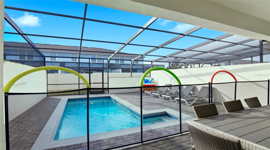 KISSIMMEE, Florida 34747, 5 Bedrooms Bedrooms, ,4 BathroomsBathrooms,Residential,For Sale,TANGER,0,MFRG5108377