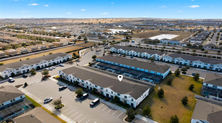 KISSIMMEE, Florida 34747, 5 Bedrooms Bedrooms, ,4 BathroomsBathrooms,Residential,For Sale,TANGER,0,MFRG5108377