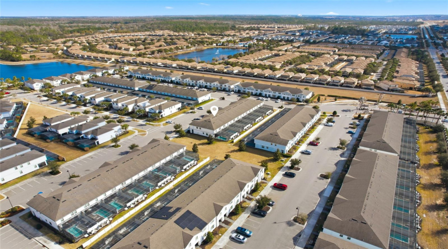 KISSIMMEE, Florida 34747, 5 Bedrooms Bedrooms, ,4 BathroomsBathrooms,Residential,For Sale,TANGER,0,MFRG5108377