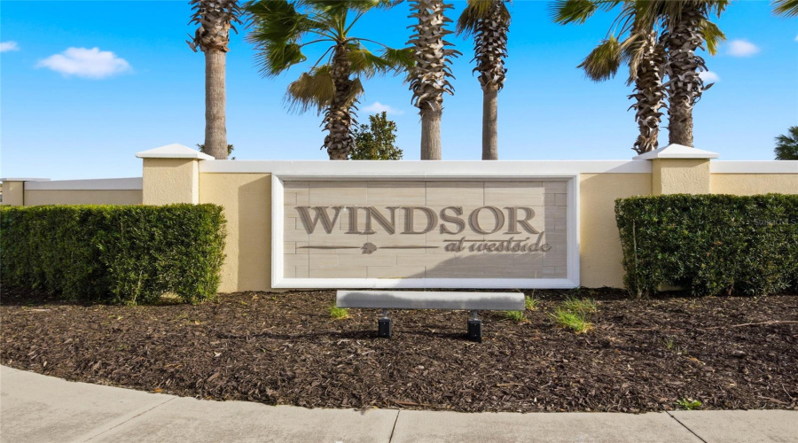 KISSIMMEE, Florida 34747, 5 Bedrooms Bedrooms, ,4 BathroomsBathrooms,Residential,For Sale,TANGER,0,MFRG5108377