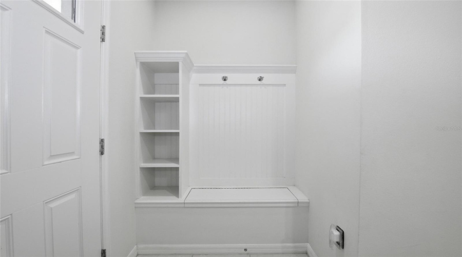 KISSIMMEE, Florida 34747, 5 Bedrooms Bedrooms, ,4 BathroomsBathrooms,Residential,For Sale,TANGER,0,MFRG5108377