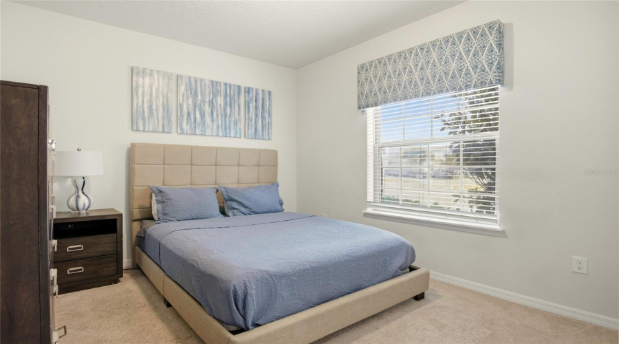 KISSIMMEE, Florida 34747, 5 Bedrooms Bedrooms, ,4 BathroomsBathrooms,Residential,For Sale,TANGER,0,MFRG5108377