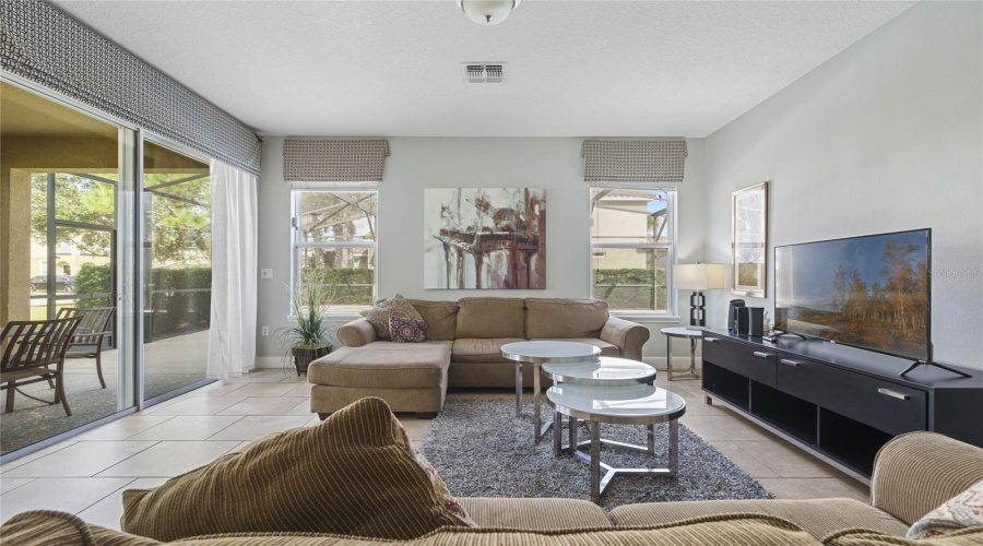 DAVENPORT, Florida 33837, 7 Bedrooms Bedrooms, ,5 BathroomsBathrooms,Residential,For Sale,OAKVIEW,0,MFRO6254639