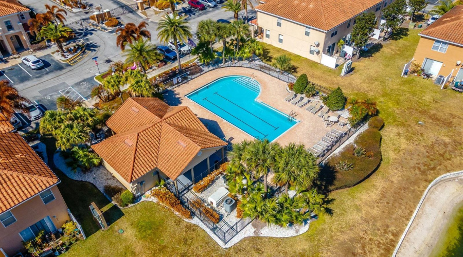 KISSIMMEE, Florida 34746, 3 Bedrooms Bedrooms, ,3 BathroomsBathrooms,Residential,For Sale,PARADISE CAY,0,MFRO6378057