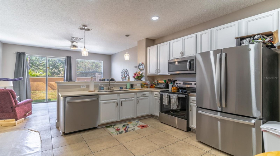 KISSIMMEE, Florida 34746, 3 Bedrooms Bedrooms, ,3 BathroomsBathrooms,Residential,For Sale,PARADISE CAY,0,MFRO6378057