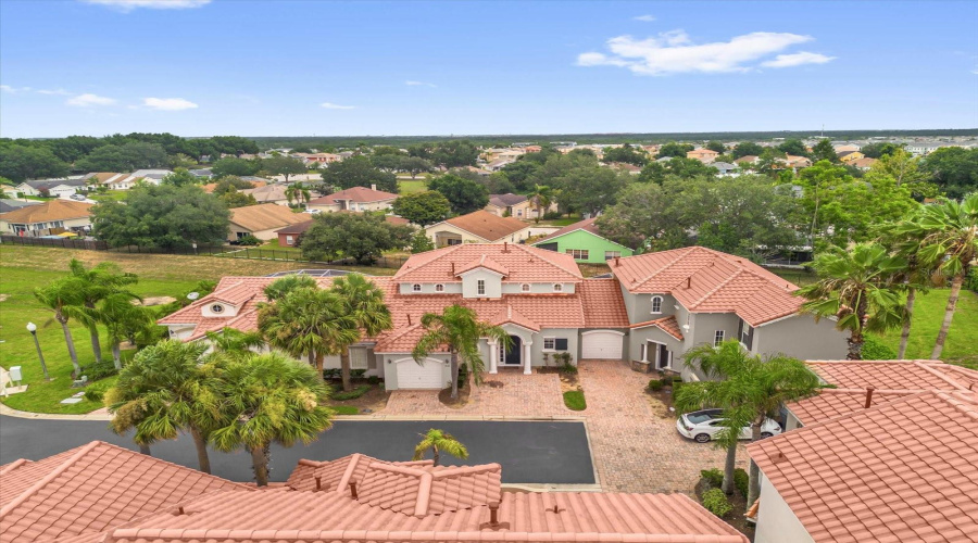 DAVENPORT, Florida 33897, 4 Bedrooms Bedrooms, ,3 BathroomsBathrooms,Residential,For Sale,BRUNELLO,0,MFRO6324737