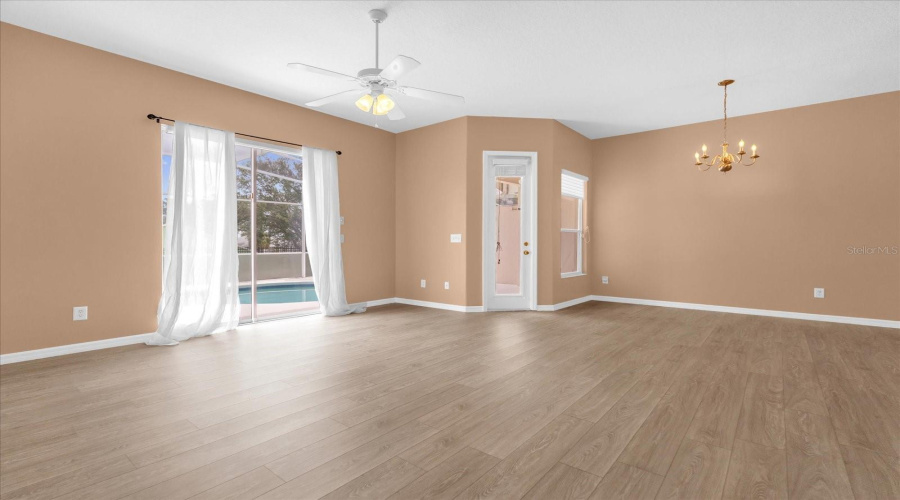 DAVENPORT, Florida 33897, 4 Bedrooms Bedrooms, ,3 BathroomsBathrooms,Residential,For Sale,BRUNELLO,0,MFRO6324737
