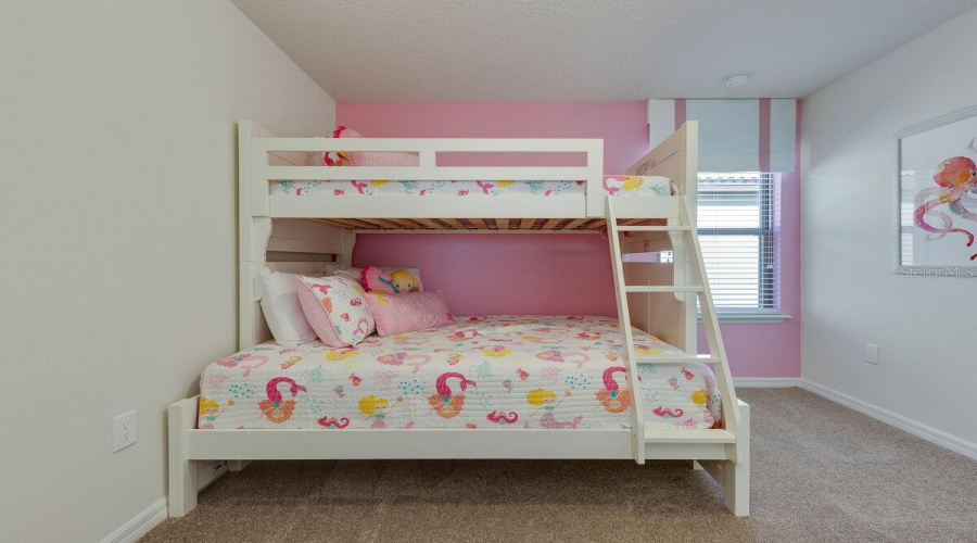 KISSIMMEE, Florida 34747, 9 Bedrooms Bedrooms, ,6 BathroomsBathrooms,Residential,For Sale,LIMA,0,MFRO6383306