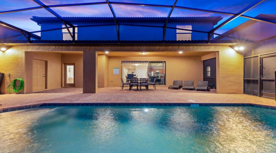 KISSIMMEE, Florida 34747, 9 Bedrooms Bedrooms, ,6 BathroomsBathrooms,Residential,For Sale,LIMA,0,MFRO6383306