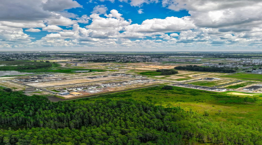 DAVENPORT, Florida 33837, 3 Bedrooms Bedrooms, ,2 BathroomsBathrooms,Residential,For Sale,RANGER,0,MFRO6384950