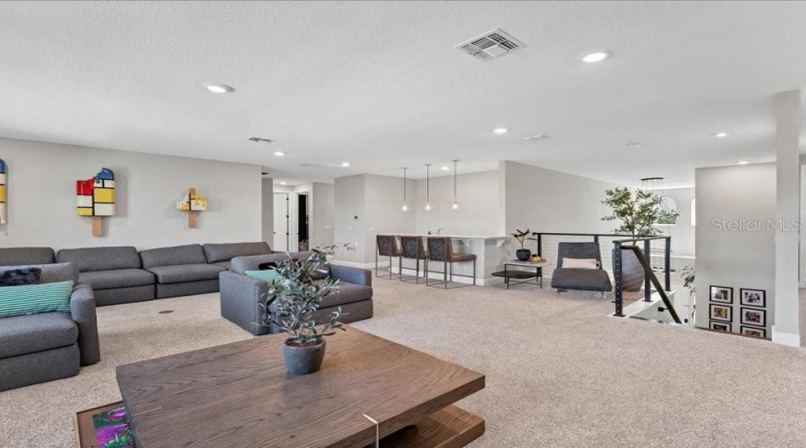 ORLANDO, Florida 32836, 6 Bedrooms Bedrooms, ,5 BathroomsBathrooms,Residential,For Sale,LUDINGTON,0,MFRO6384666