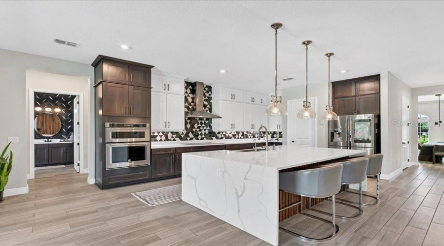 ORLANDO, Florida 32836, 6 Bedrooms Bedrooms, ,5 BathroomsBathrooms,Residential,For Sale,LUDINGTON,0,MFRO6384666