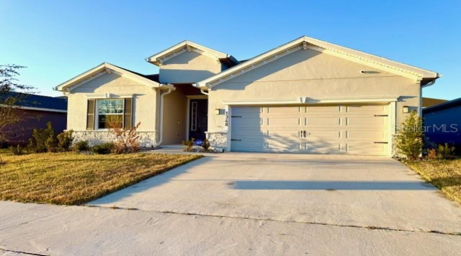 DAVENPORT, Florida 33837, 4 Bedrooms Bedrooms, ,2 BathroomsBathrooms,Residential,For Sale,MOUNTAIN FLOWER,0,MFRTB8479085