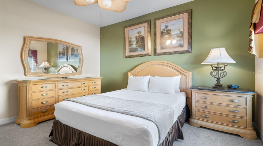 KISSIMMEE, Florida 34747, 5 Bedrooms Bedrooms, ,4 BathroomsBathrooms,Residential,For Sale,SEA PEARL,0,MFRTB8479112