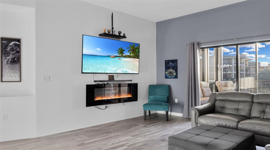 KISSIMMEE, Florida 34747, 2 Bedrooms Bedrooms, ,2 BathroomsBathrooms,Residential,For Sale,TREASURE TROVE,0,MFRO6384974