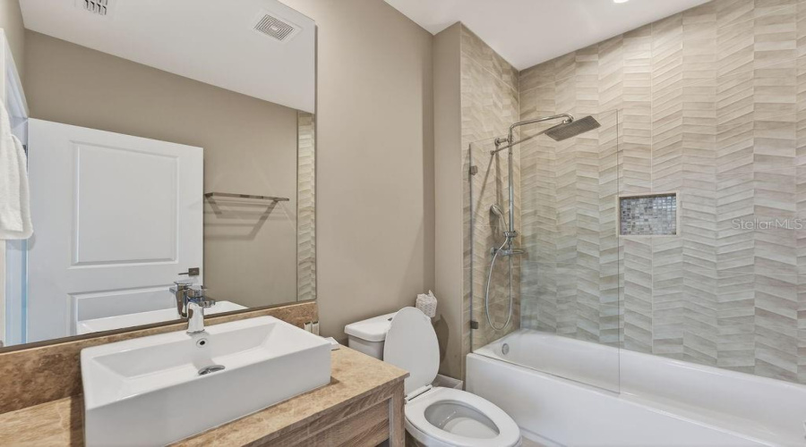 KISSIMMEE, Florida 34747, 3 Bedrooms Bedrooms, ,3 BathroomsBathrooms,Residential,For Sale,ROCKEFELLER,0,MFRO6385107