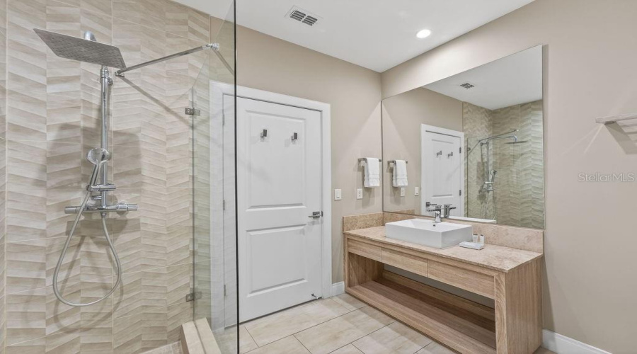 KISSIMMEE, Florida 34747, 3 Bedrooms Bedrooms, ,3 BathroomsBathrooms,Residential,For Sale,ROCKEFELLER,0,MFRO6385107