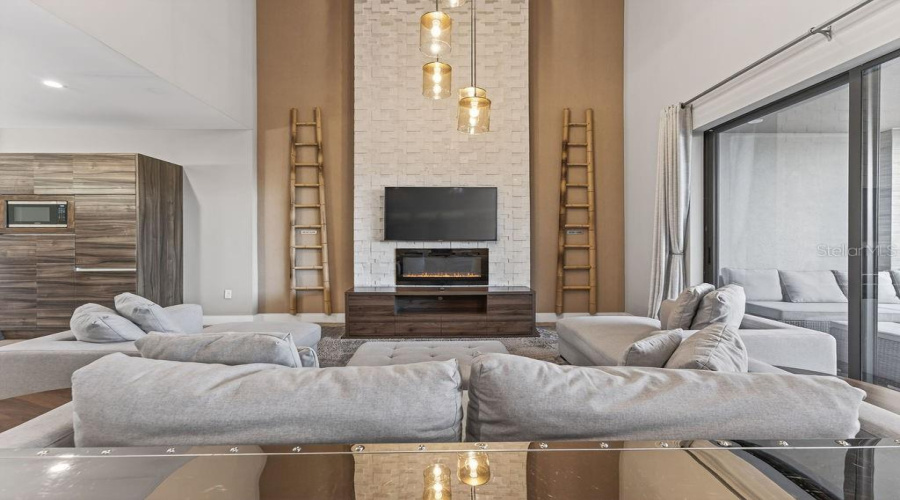 KISSIMMEE, Florida 34747, 3 Bedrooms Bedrooms, ,3 BathroomsBathrooms,Residential,For Sale,ROCKEFELLER,0,MFRO6385107