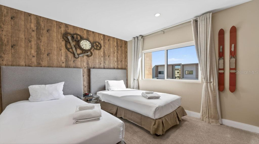 KISSIMMEE, Florida 34747, 3 Bedrooms Bedrooms, ,3 BathroomsBathrooms,Residential,For Sale,ROCKEFELLER,0,MFRO6385107