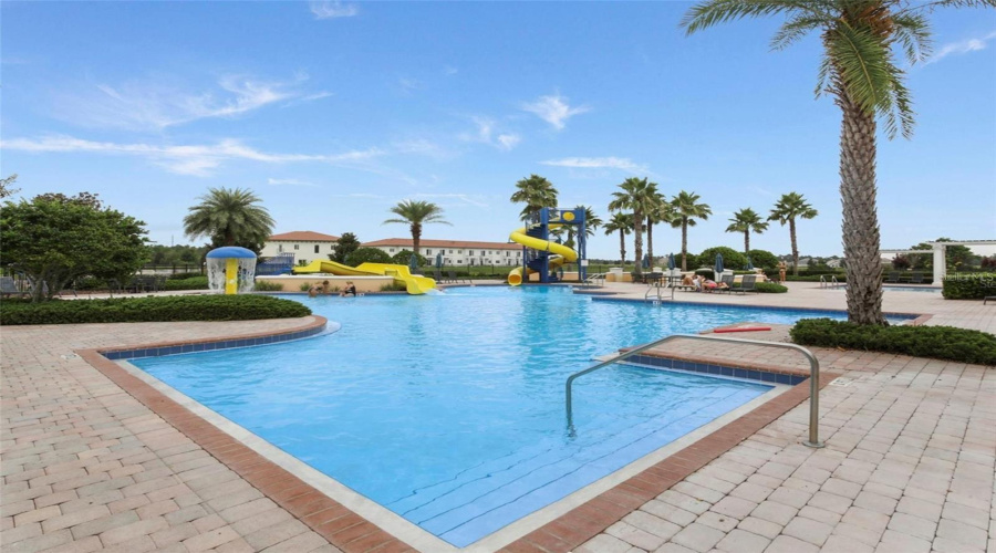 DAVENPORT, Florida 33837, 4 Bedrooms Bedrooms, ,2 BathroomsBathrooms,Residential,For Sale,REDBRIDGE LOOP,0,MFRS5143643