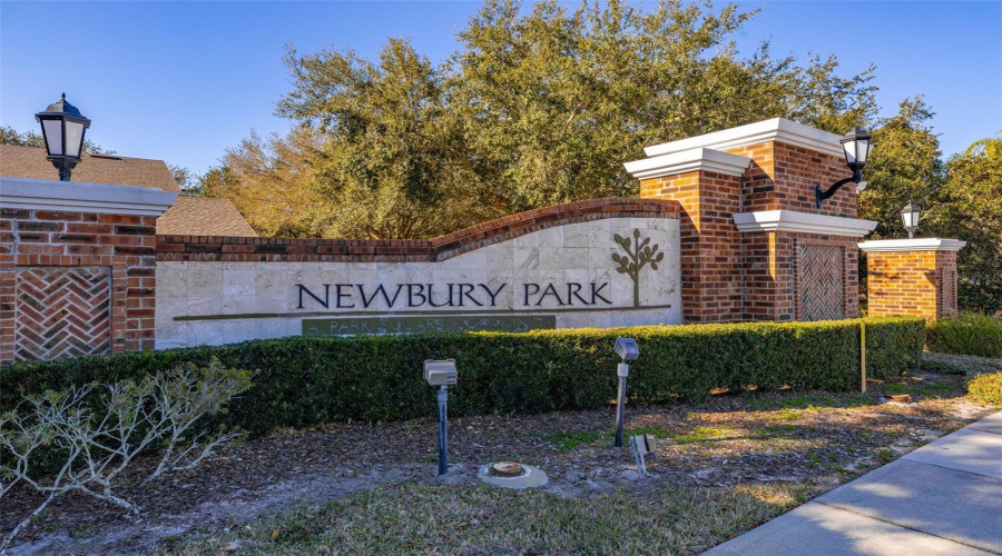 Newbury Park signage