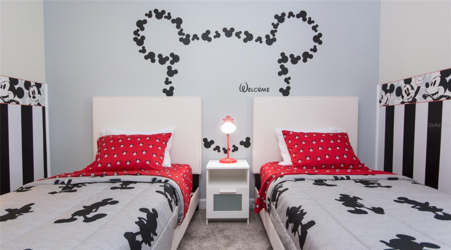 DAVENPORT, Florida 33896, 6 Bedrooms Bedrooms, ,6 BathroomsBathrooms,Residential,For Sale,INTERLOCKING,0,MFRO6384488