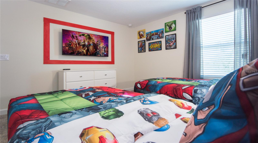 DAVENPORT, Florida 33896, 6 Bedrooms Bedrooms, ,6 BathroomsBathrooms,Residential,For Sale,INTERLOCKING,0,MFRO6384488