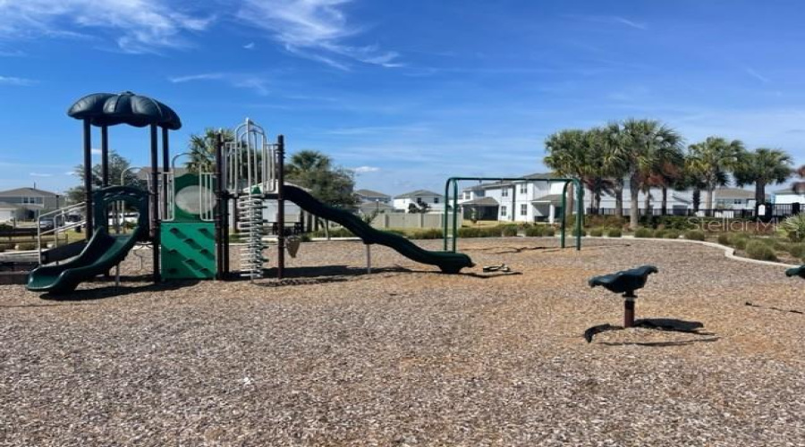 DAVENPORT, Florida 33896, 5 Bedrooms Bedrooms, ,3 BathroomsBathrooms,Residential,For Sale,LOVELY,0,MFRS5144484