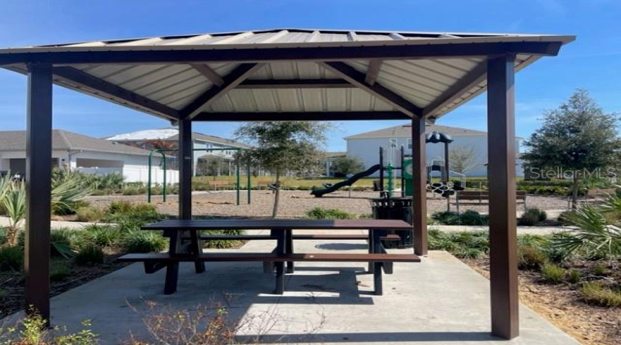 DAVENPORT, Florida 33896, 5 Bedrooms Bedrooms, ,3 BathroomsBathrooms,Residential,For Sale,LOVELY,0,MFRS5144484