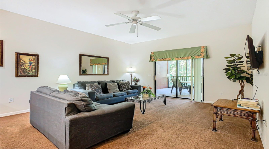 KISSIMMEE, Florida 34747, 2 Bedrooms Bedrooms, ,2 BathroomsBathrooms,Residential,For Sale,PIRATES RETREAT,0,MFRS5137797