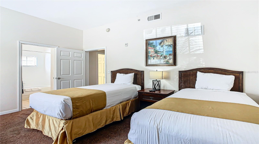 KISSIMMEE, Florida 34747, 2 Bedrooms Bedrooms, ,2 BathroomsBathrooms,Residential,For Sale,PIRATES RETREAT,0,MFRS5137797