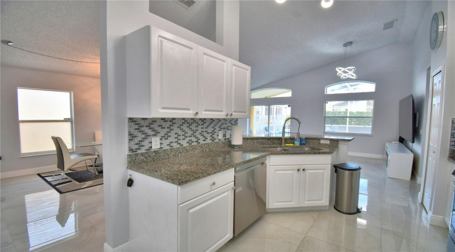 DAVENPORT, Florida 33837, 4 Bedrooms Bedrooms, ,3 BathroomsBathrooms,Residential,For Sale,TIVOLI,0,MFRO6384560