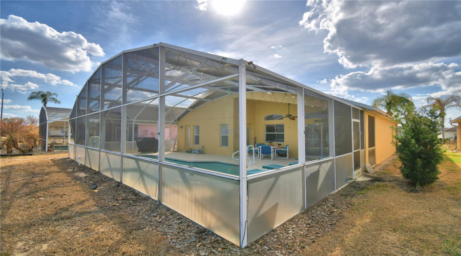 DAVENPORT, Florida 33837, 4 Bedrooms Bedrooms, ,3 BathroomsBathrooms,Residential,For Sale,TIVOLI,0,MFRO6384560