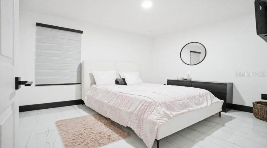 KISSIMMEE, Florida 34746, 5 Bedrooms Bedrooms, ,3 BathroomsBathrooms,Residential,For Sale,RAINIER,0,MFRS5144514