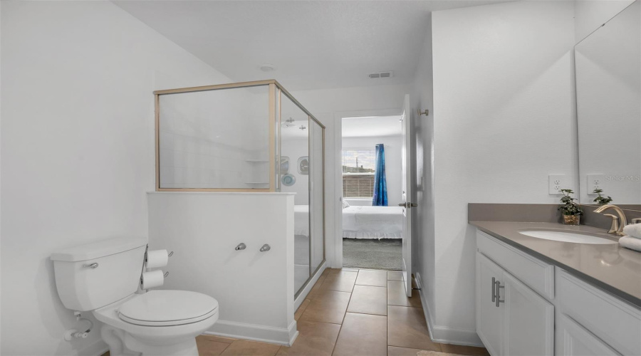 DAVENPORT, Florida 33896, 8 Bedrooms Bedrooms, ,5 BathroomsBathrooms,Residential,For Sale,SOMMERSET HILLS,0,MFRO6384809