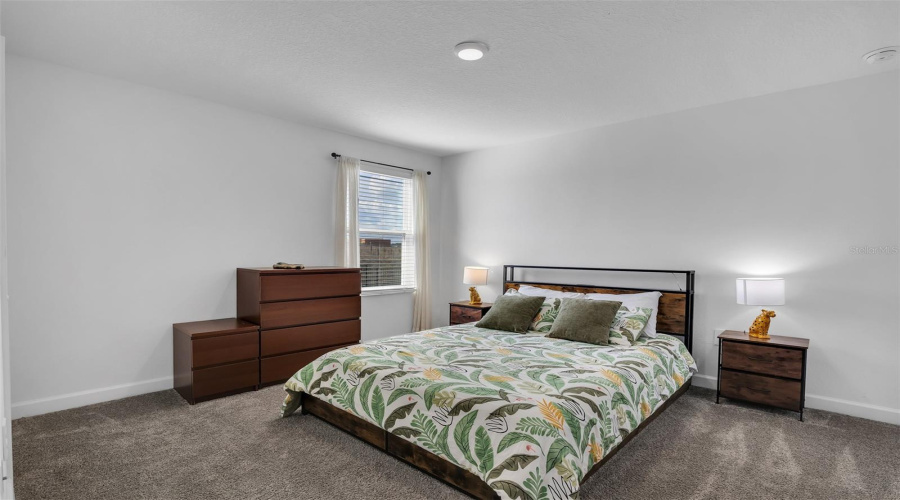 DAVENPORT, Florida 33896, 8 Bedrooms Bedrooms, ,5 BathroomsBathrooms,Residential,For Sale,SOMMERSET HILLS,0,MFRO6384809