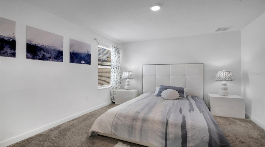 DAVENPORT, Florida 33896, 8 Bedrooms Bedrooms, ,5 BathroomsBathrooms,Residential,For Sale,SOMMERSET HILLS,0,MFRO6384809